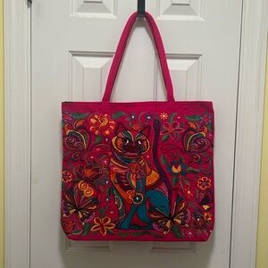 Fusia Tote bag with beautiful Cat and butterfly embroidery!